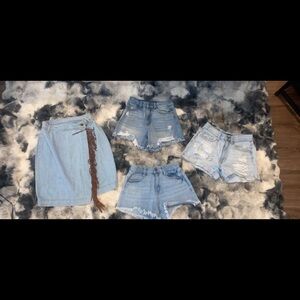 Stylish Blue Denim Women's Shorts